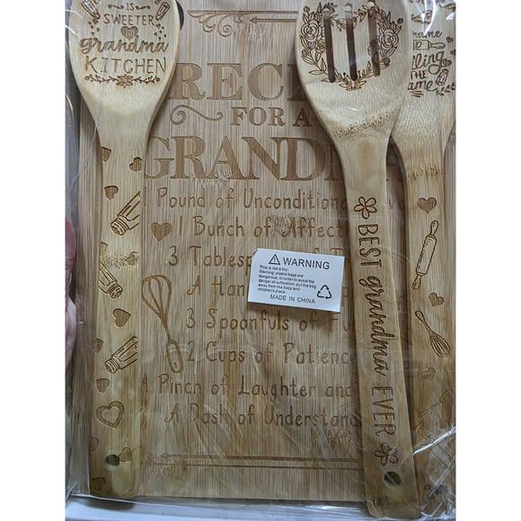 Cocomong Grandma's Kitchen Wooden Cutting Board With Utensils Gift Set New - Picture 5 of 6